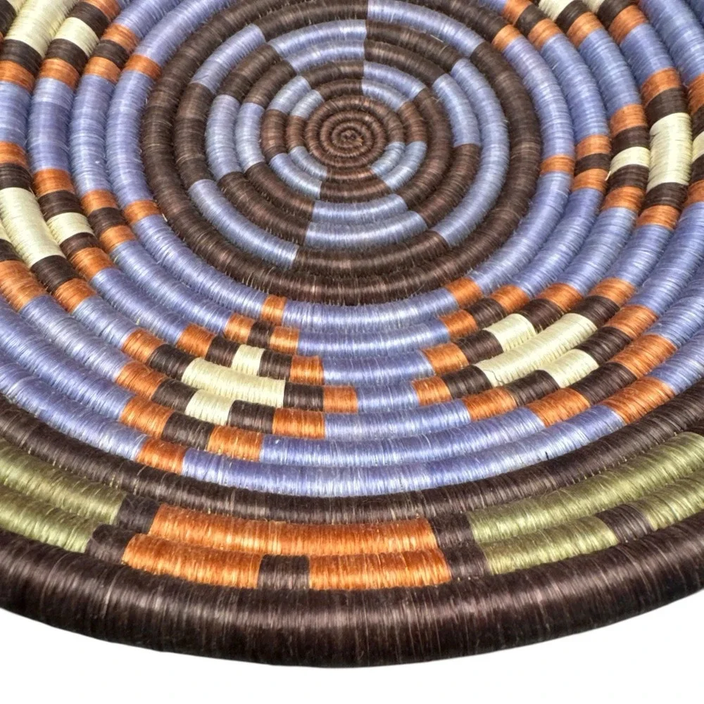 Kinasi‎ Fruit Bowl Rwanda Colorful Hand-Woven Basket New With Tags